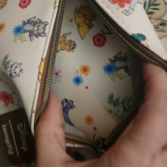 Loungefly Animals of disney backpack - Picture 5 of 7